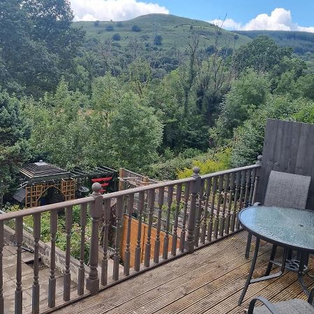 Bob'S Bunkhouse Leilighet Troed-y-rhiw Eksteriør bilde
